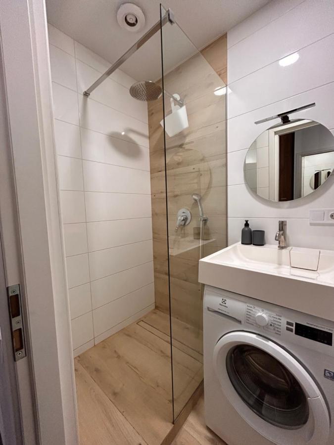 Loft На Кониського, Центр Appartement Dnjepropetovsk Buitenkant foto