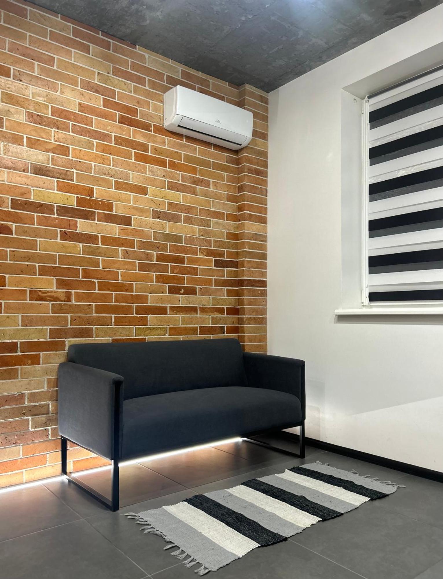 Loft На Кониського, Центр Appartement Dnjepropetovsk Buitenkant foto